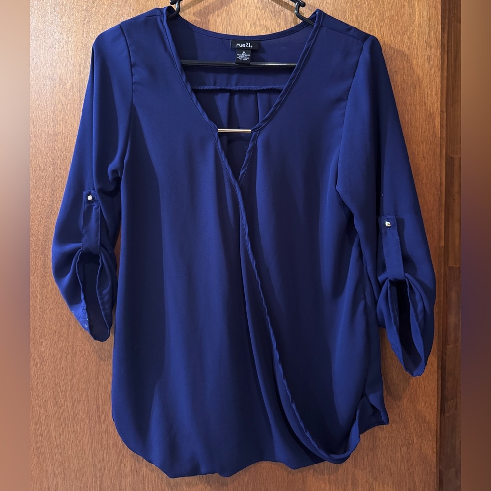 Rue21 Navy Blue Women's Blouse
